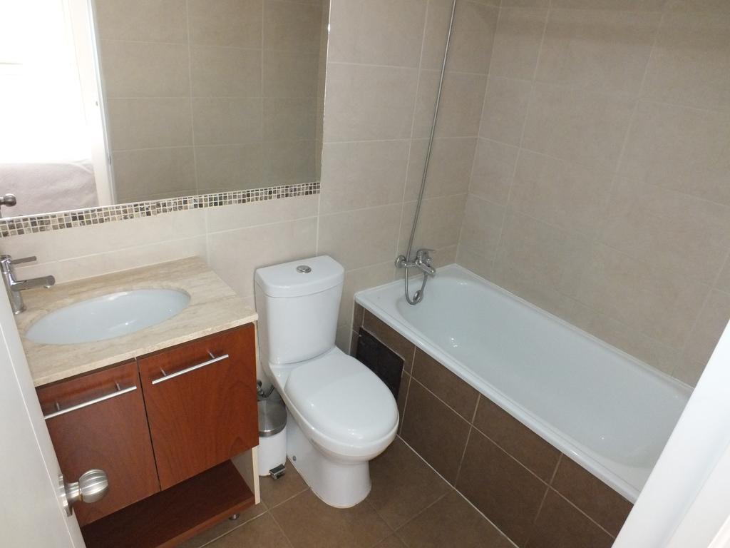 Sys Suites Tarapaca Santiago del Cile Esterno foto