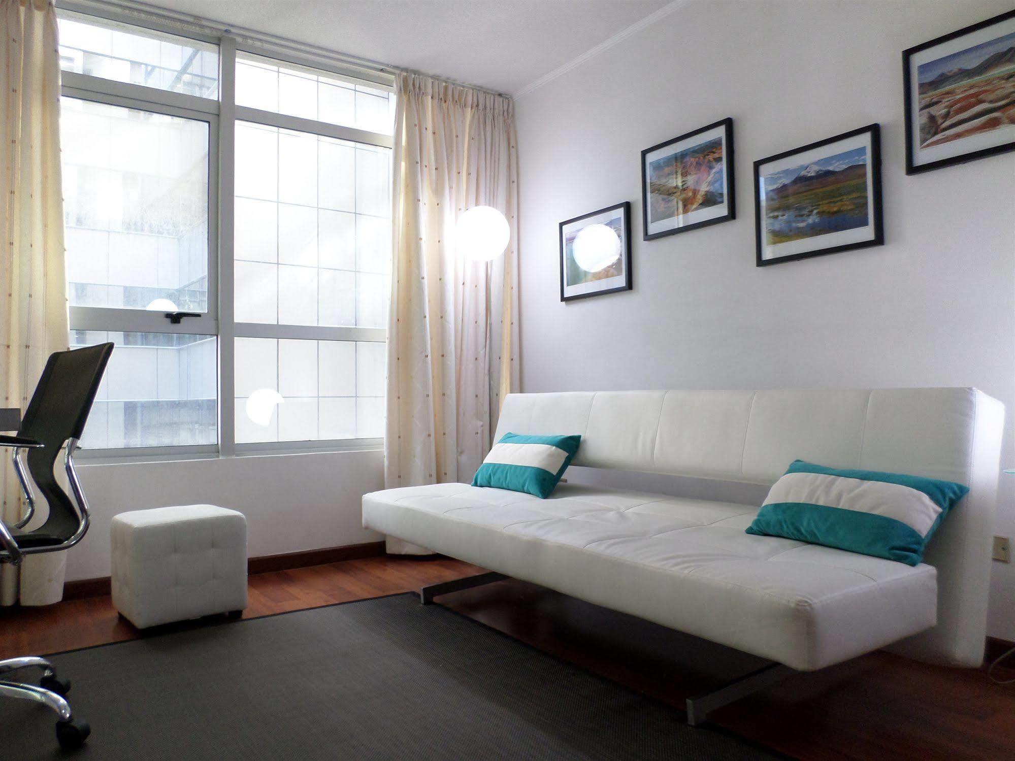 Sys Suites Tarapaca Santiago del Cile Esterno foto
