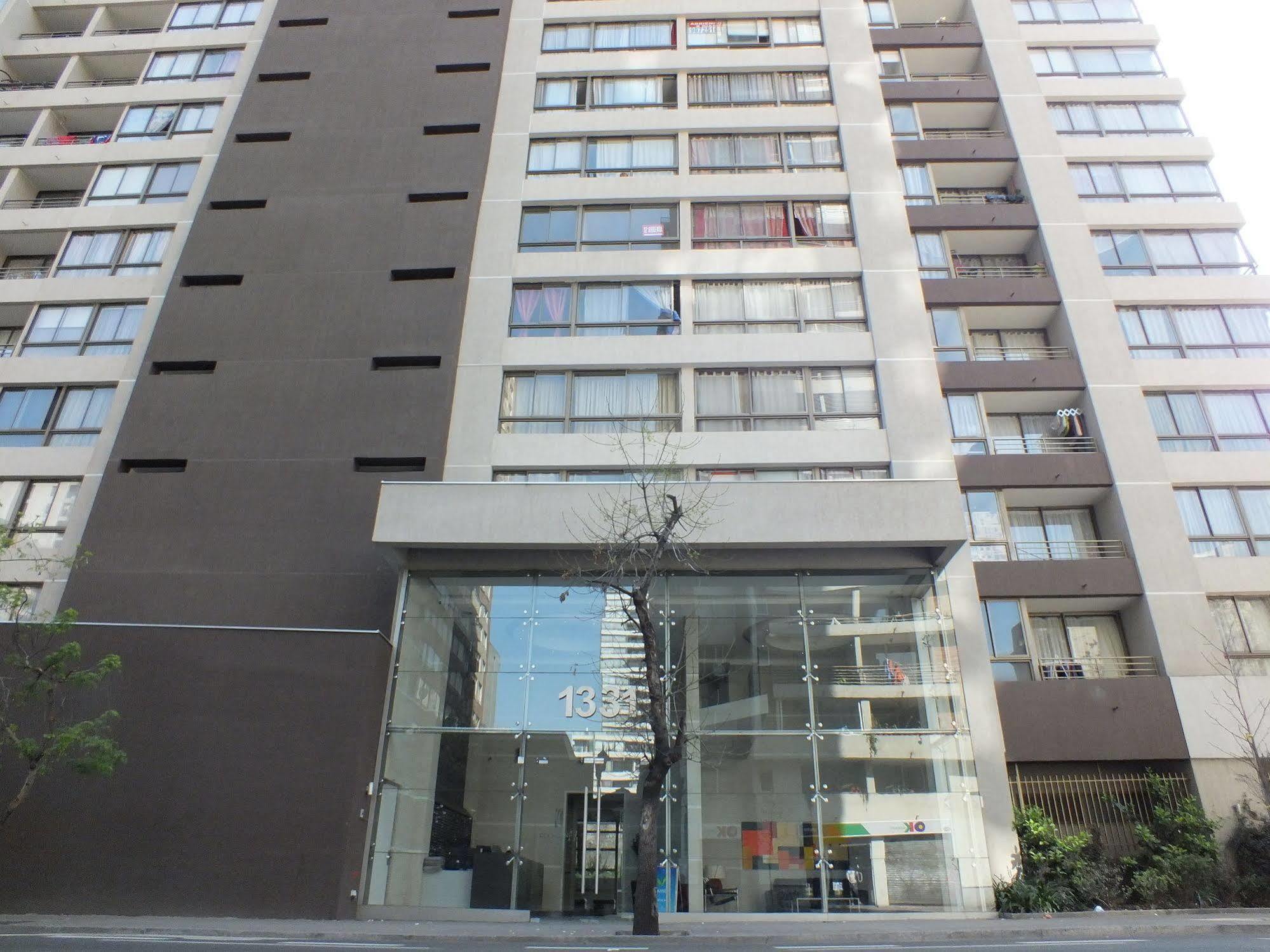 Sys Suites Tarapaca Santiago del Cile Esterno foto